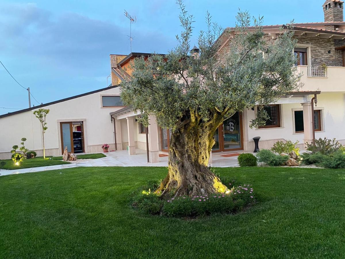 Balneum Rooms & Spa Mirabella Eclano Экстерьер фото