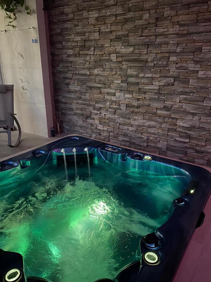 Balneum Rooms & Spa Mirabella Eclano Экстерьер фото
